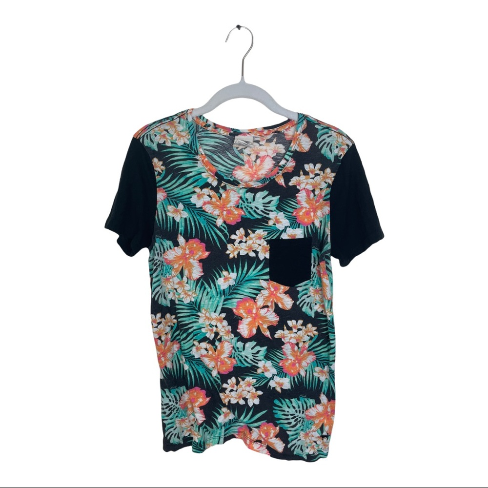 Victoria's Secret PINK Size XS Hawaiian Short Sleeve T-Shirt